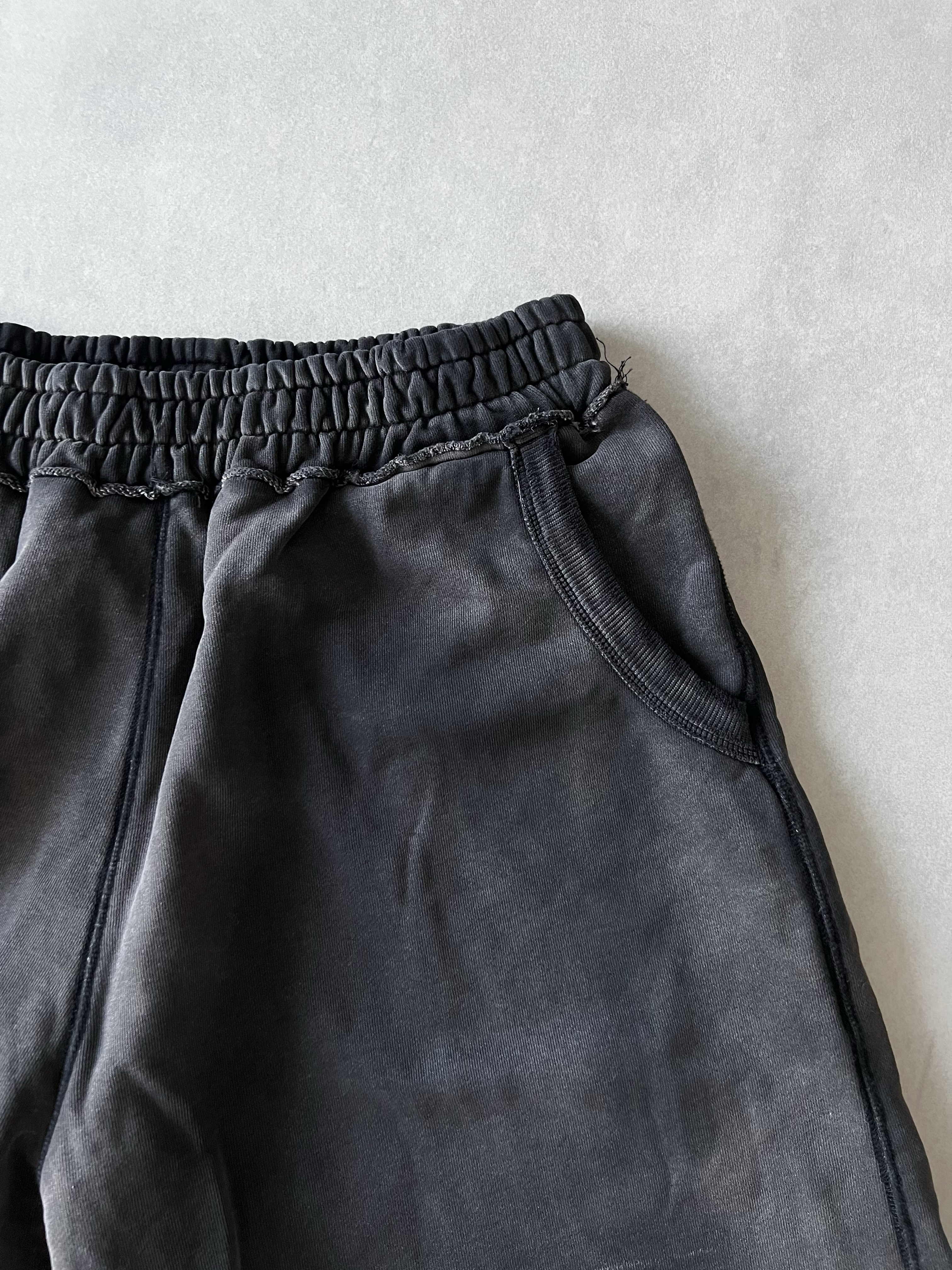 WASHED BLACK BAGGY JOGGER